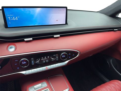 Used 2024 Genesis GV70 3.5T Sport w/ Sport Advanced Package image 21