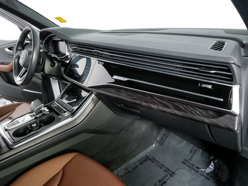 Used 2024 Audi Q7 2.0T Premium Plus w/ Premium Plus Package image 25