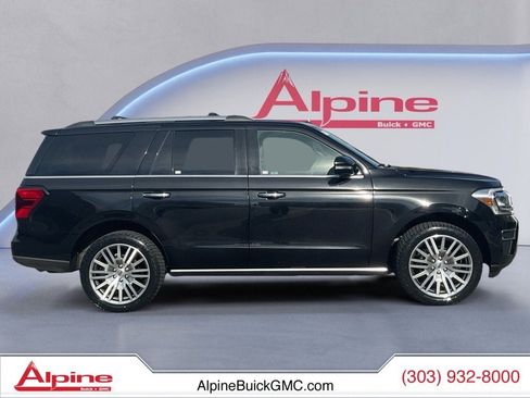 Used 2024 Ford Expedition Limited image 6