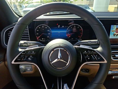 New 2026 Mercedes-Benz GLE 450 4MATIC image 15