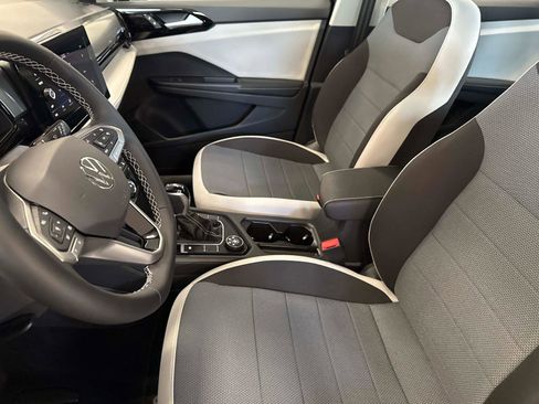 New 2026 Volkswagen Taos S image 20