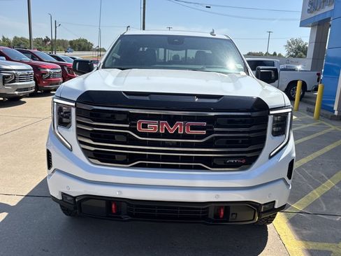 New 2026 GMC Sierra 1500 AT4 w/ AT4 Premium Package AWD/4WD image 10