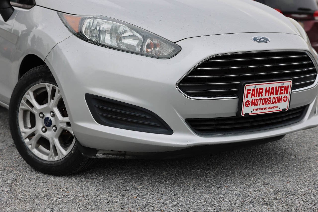 Used 2015 Ford Fiesta SE FWD image 34