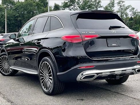 Used 2026 Mercedes-Benz GLC 300 4MATIC image 10