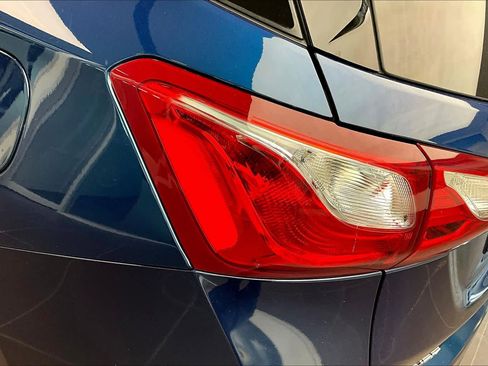 Used 2020 Chevrolet Equinox LT image 52