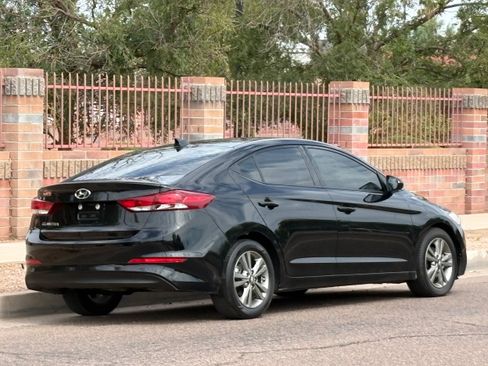 Used 2018 Hyundai Elantra SEL FWD image 10