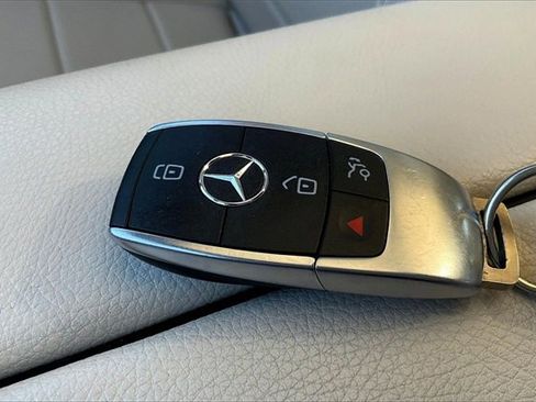 Used 2021 Mercedes-Benz GLE 350 GLE 350 image 10