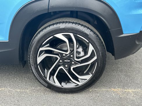 Used 2025 Chevrolet TrailBlazer RS w/ Convenience Package image 19