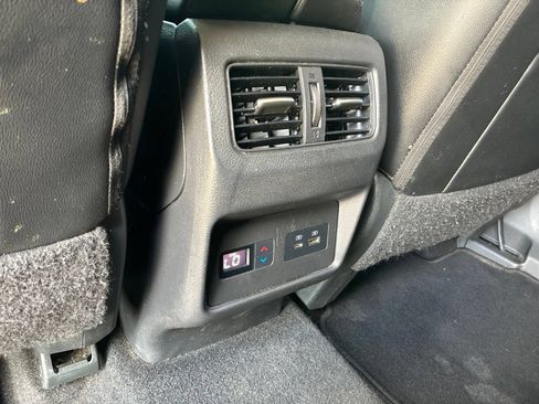 Used 2021 Nissan Rogue SL w/ Premium Package FWD image 16