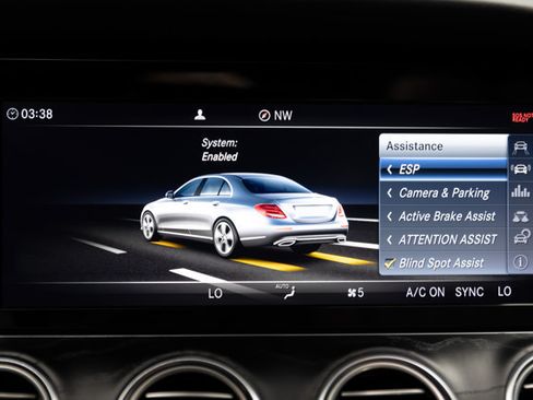 Used 2018 Mercedes-Benz E 300 4MATIC w/ Premium 1 Package image 91