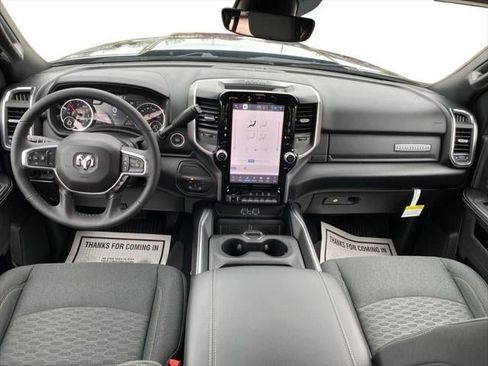 New 2026 RAM 2500 Big Horn AWD/4WD image 37