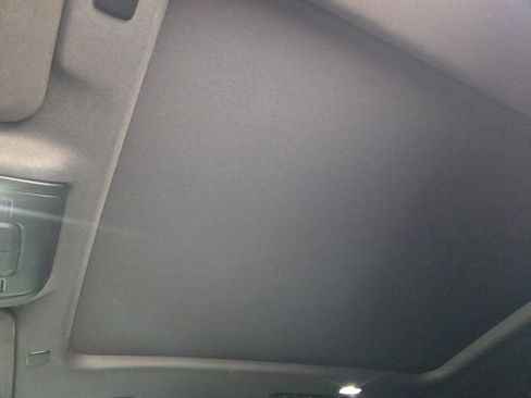 Used 2024 Chevrolet Tahoe Z71 w/ Luxury Package image 29