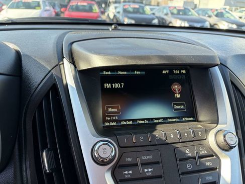 Used 2017 Chevrolet Equinox LT w/ Convenience Package image 11