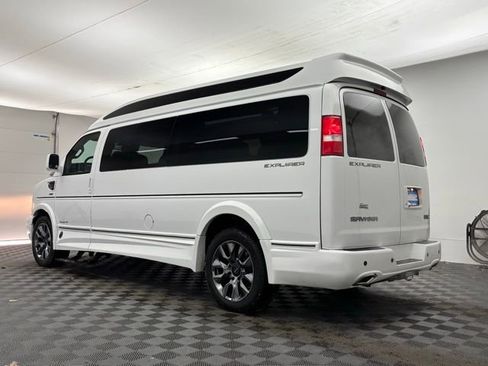 New 2025 GMC Savana 2500 Extended w/ Driver Convenience Package image 10