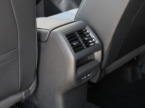 New 2026 Volkswagen Tiguan SE AWD/4WD image 22