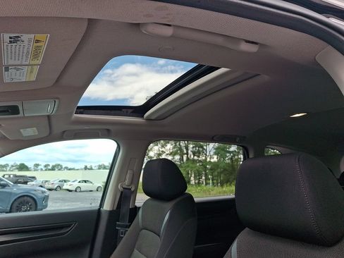 Used 2023 Honda CR-V EX image 16
