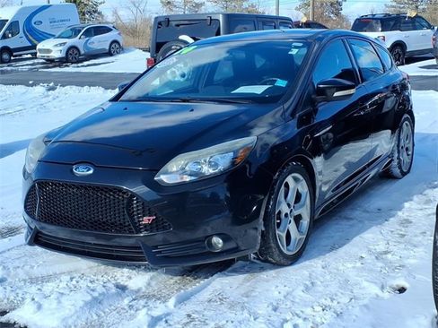 Used 2014 Ford Focus ST w/ Equipment Group 202A image 3