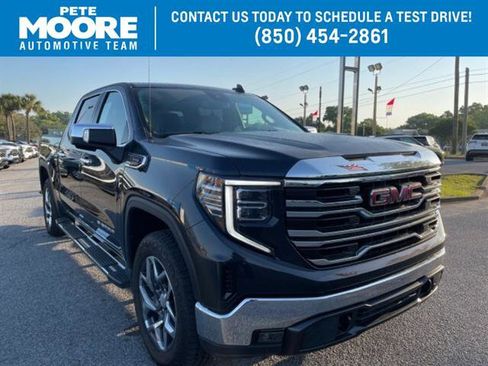 Used 2023 GMC Sierra 1500 SLT w/ SLT Premium Package image 1