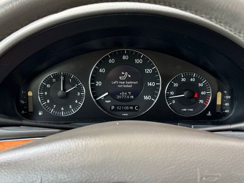 Used 2007 Mercedes-Benz E 350 4MATIC Wagon image 11
