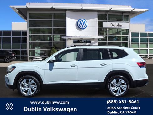 Certified 2023 Volkswagen Atlas SE w/ Panoramic Sunroof Package FWD image 7