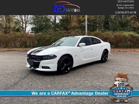 Used 2018 Dodge Charger R/T image 1
