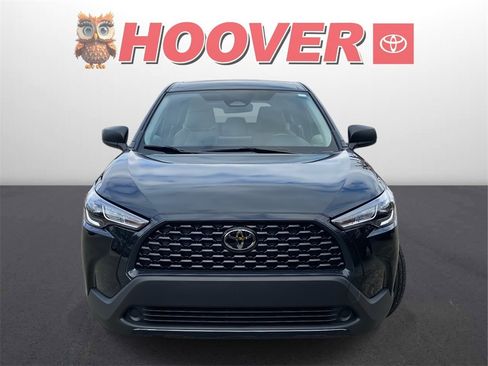 Used 2025 Toyota Corolla Cross L image 7