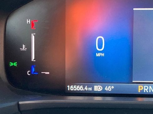 Used 2025 Ford Escape Active image 16