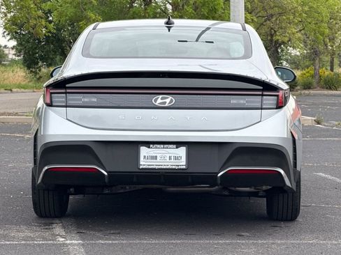 New 2026 Hyundai Sonata SE FWD image 5
