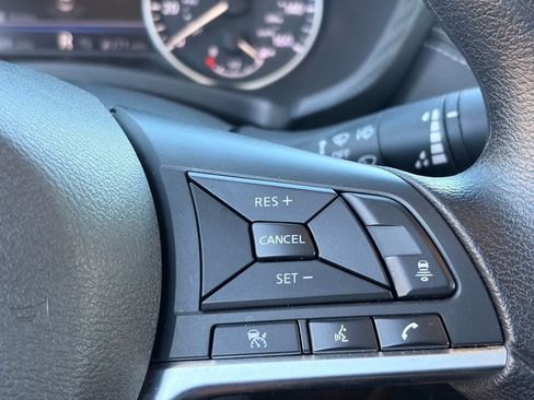 Certified 2024 Nissan Sentra SV FWD image 28