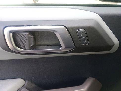 Used 2021 Ford Bronco Badlands image 56