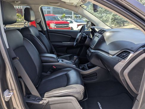 Used 2017 Dodge Journey Crossroad FWD image 26