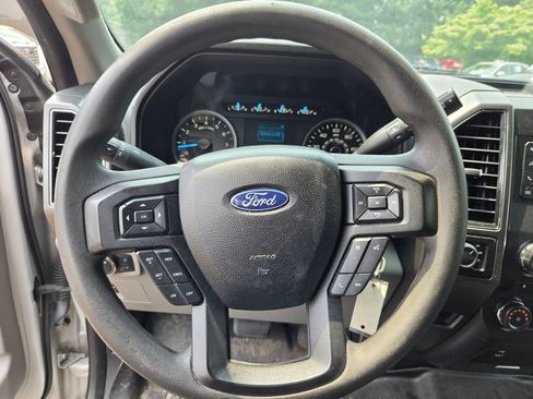 Used 2018 Ford F150 XLT AWD/4WD image 14