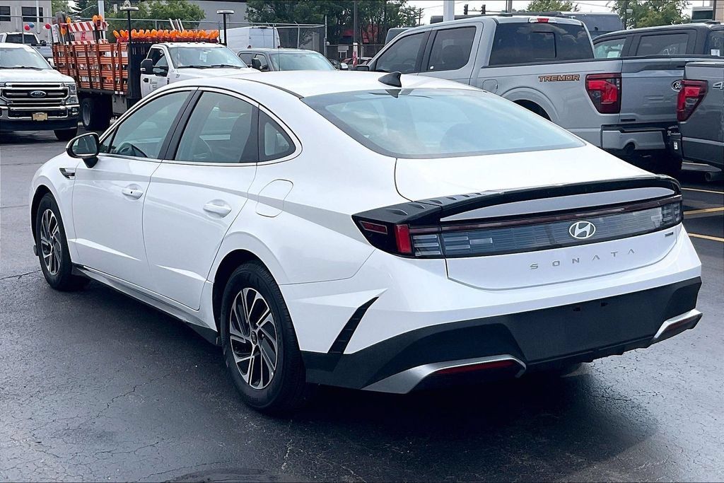 Used 2026 Hyundai Sonata Blue FWD image 10