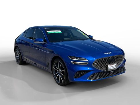 Used 2022 Genesis G70 2.0T w/ Prestige Package RWD image 7
