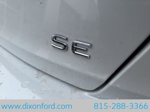 New 2026 Volkswagen Jetta SE FWD image 26