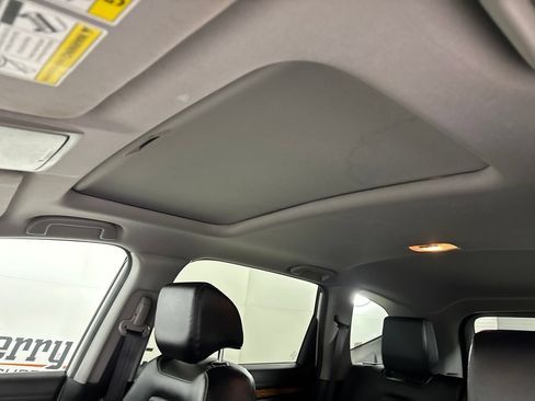 Used 2022 Honda CR-V EX-L image 11