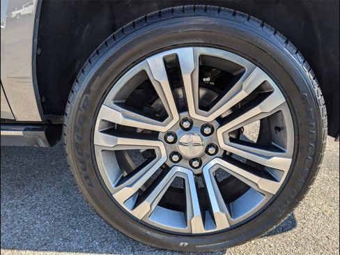 Used 2019 GMC Yukon XL Denali w/ Denali Ultimate Package image 25