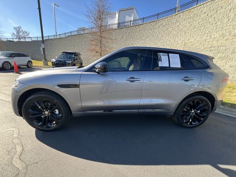 Certified 2025 Jaguar F-PACE R-Dynamic S image 4