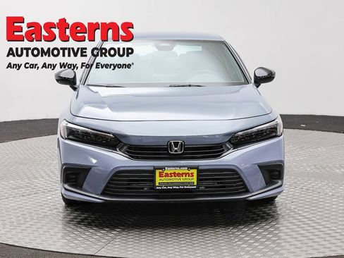 Used 2024 Honda Civic Sport image 2