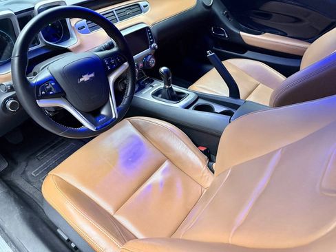 Used 2013 Chevrolet Camaro SS w/ Dusk Special Edition RWD image 9