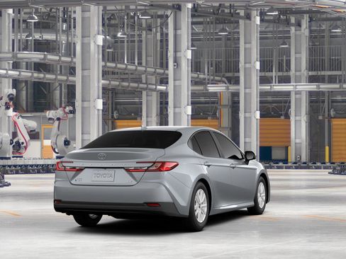 New 2026 Toyota Camry LE AWD/4WD image 9