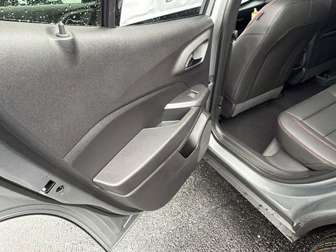 New 2026 Chevrolet Trax RS w/ Sunroof Package image 16