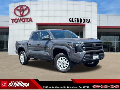 Certified 2024 Toyota Tacoma SR5 w/ SR5 Upgrade Package AWD/4WD image 1