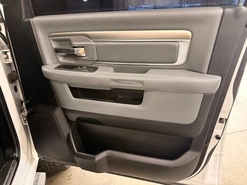 Used 2018 RAM 1500 Big Horn AWD/4WD image 28