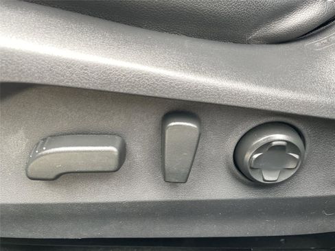 Certified 2023 Subaru Outback Limited AWD/4WD image 13