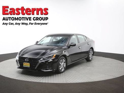 Used 2023 Nissan Altima 2.5 S FWD image 54