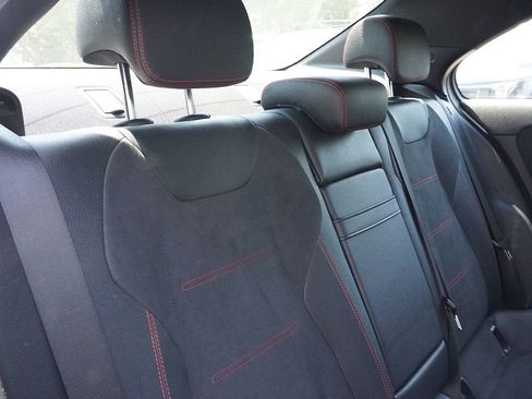 Used 2022 Mercedes-Benz A 220 4MATIC image 33