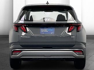 Certified 2025 Hyundai Tucson SE video 3