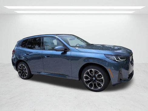 New 2026 BMW X3 xDrive30i w/ Premium Package AWD/4WD image 2