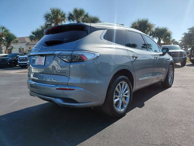 Used 2023 Buick Enclave Avenir w/ Avenir Technology Package FWD image 3